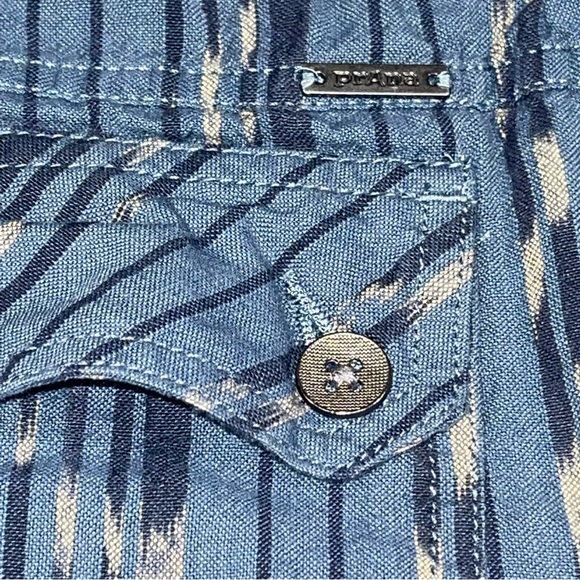 Prana Organic Cotton Shorts - Picture 4 of 10